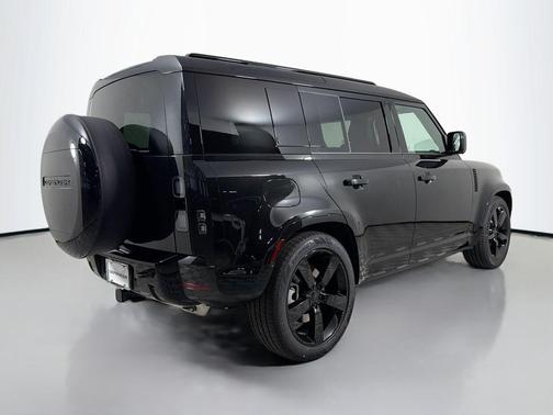 Santorini Black Metallic 2026 Land Rover Defender P400 X-Dynamic SE