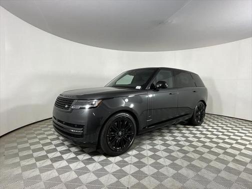 2025 Land Rover Range Rover P530 SE 7 Seat