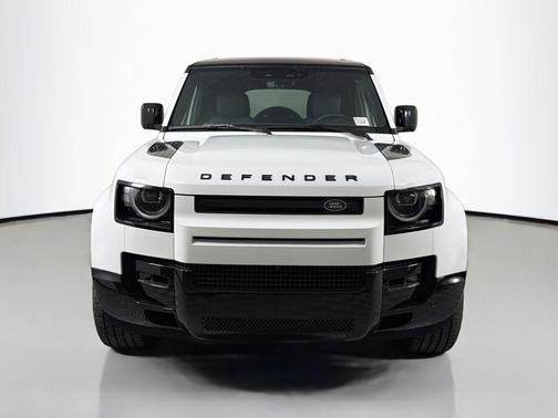 Fuji White 2026 Land Rover Defender P400 X-Dynamic SE