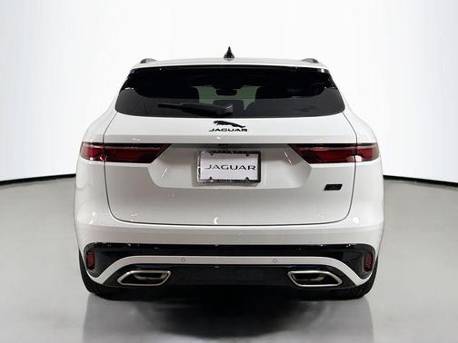Fuji White 2026 Jaguar F-PACE R-Dynamic S P400 AWD Automatic