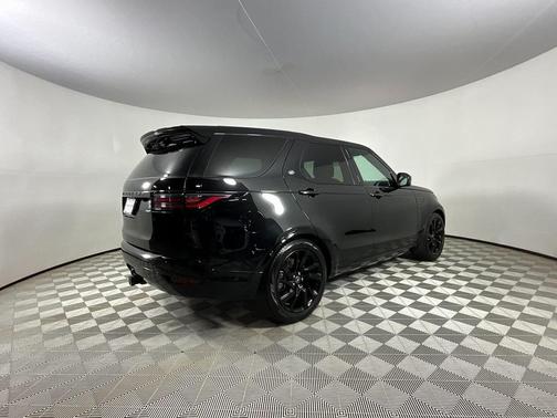 2023 Land Rover Discovery P360 S R-Dynamic