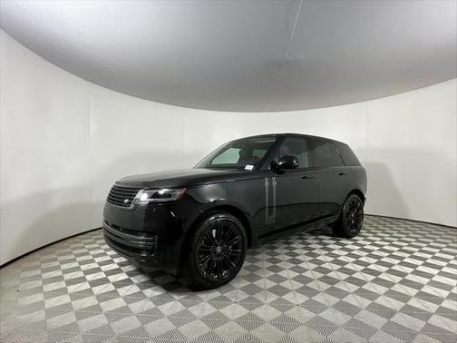 2025 Land Rover Range Rover P530 SE