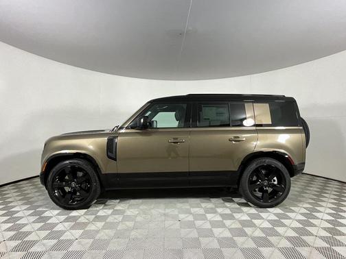 2025 Land Rover Defender 110 P400 X-Dynamic SE