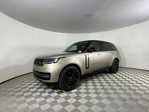 2025 Land Rover Range Rover P530 SE 7 Seat