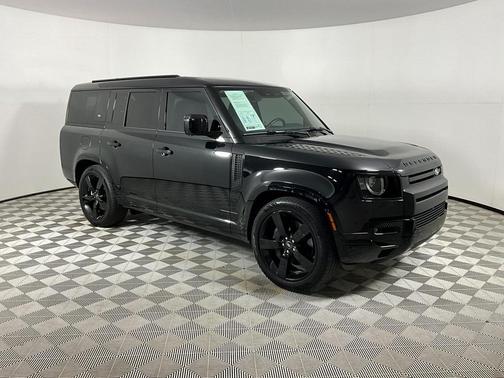 2024 Land Rover Defender 130 P400 X-Dynamic SE