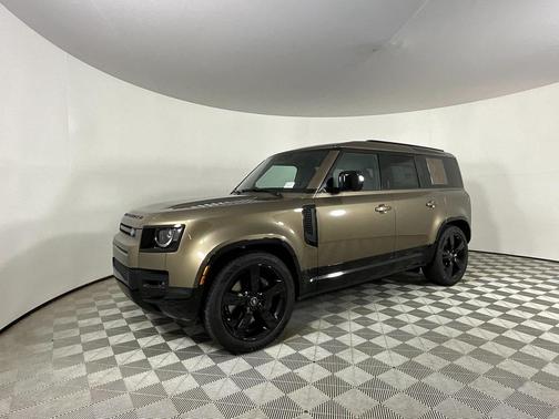 2025 Land Rover Defender 110 P400 X-Dynamic SE
