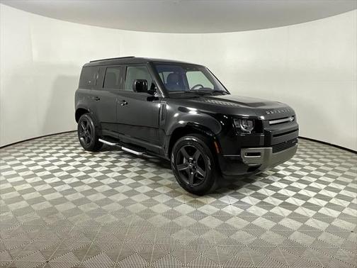2022 Land Rover Defender 110 X-Dynamic SE