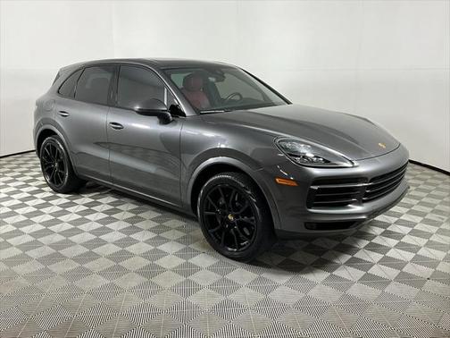 2022 Porsche Cayenne Base