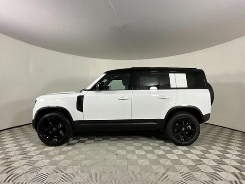 2025 Land Rover Defender 110 P400 S