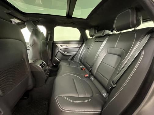 2026 Jaguar F-PACE R-Dynamic S P250 AWD Automatic