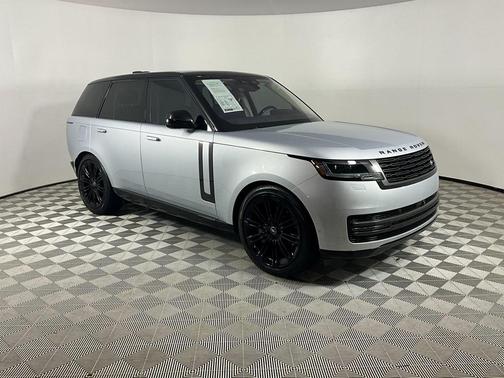 2023 Land Rover Range Rover P530 SE