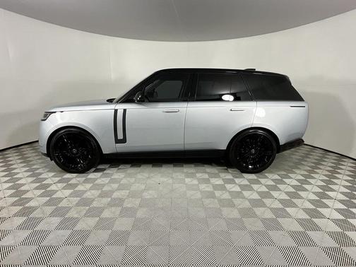 2023 Land Rover Range Rover P530 SE
