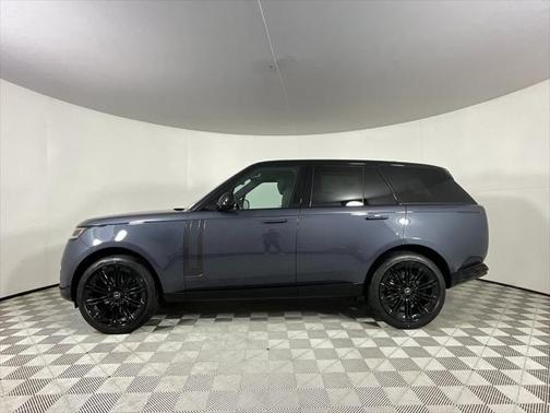 2025 Land Rover Range Rover P530 SE
