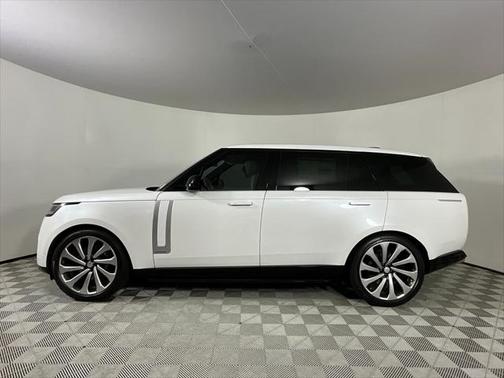 2025 Land Rover Range Rover P530 Autobiography