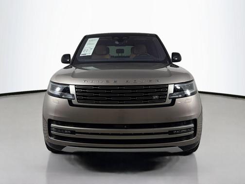 Bronze 2023 Land Rover Range Rover P400 SE