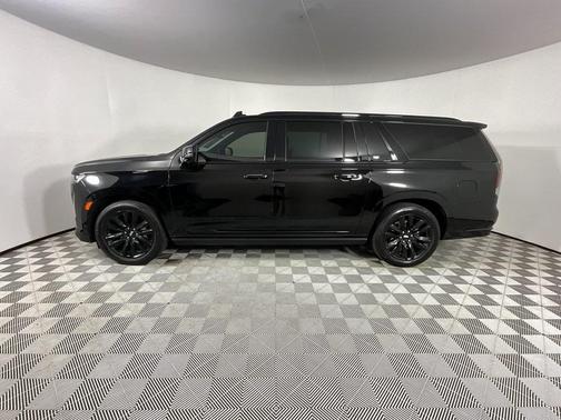 2023 Cadillac Escalade ESV Sport