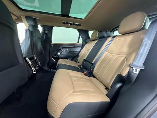 2025 Land Rover Range Rover Sport SE