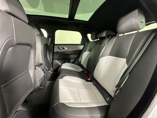 Arroios Grey Metallic 2026 Land Rover Range Rover Velar P250 SE R-Dynamic