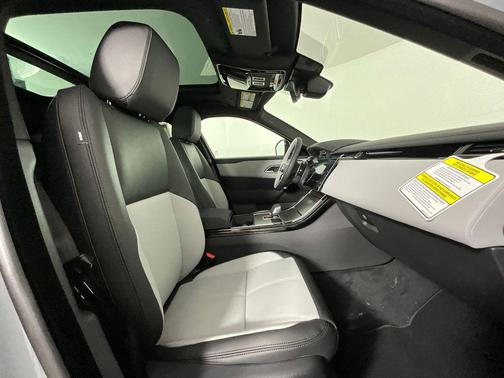 Arroios Grey Metallic 2026 Land Rover Range Rover Velar P250 SE R-Dynamic