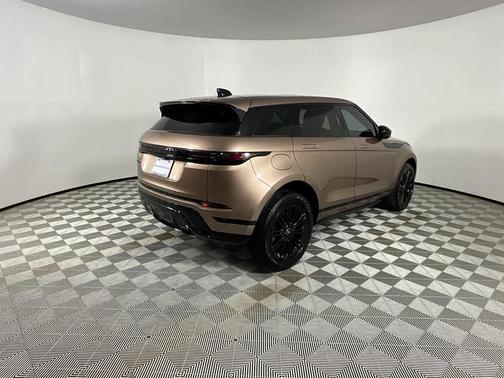 2024 Land Rover Range Rover Evoque Dynamic SE