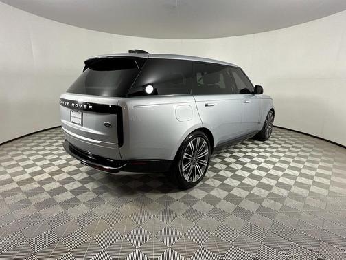 2023 Land Rover Range Rover Autobiography