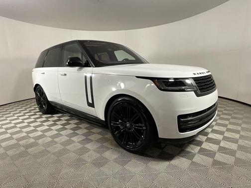 Fuji White 2023 Land Rover Range Rover P530 SE