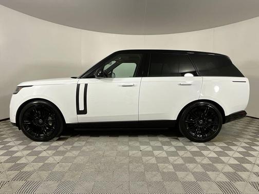 Fuji White 2023 Land Rover Range Rover P530 SE