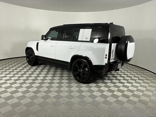 2023 Land Rover Defender 110 X-Dynamic SE