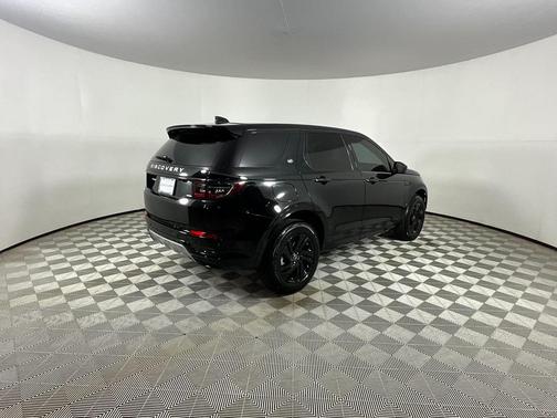 2025 Land Rover Discovery Sport S
