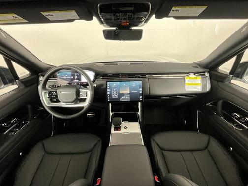 2025 Land Rover Range Rover P400 SE 7 Seat