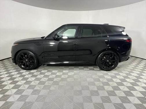 2024 Land Rover Range Rover Sport SE