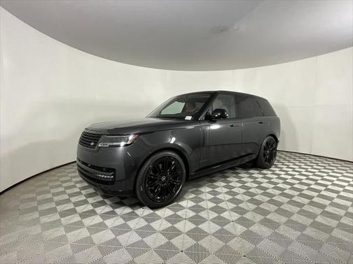 2025 Land Rover Range Rover P400 SE
