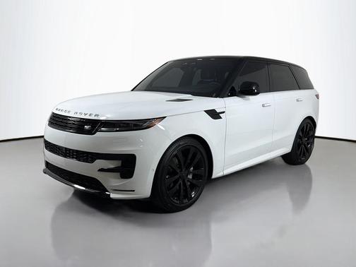 Fuji White 2026 Land Rover Range Rover Sport SE
