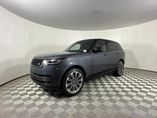 2025 Land Rover Range Rover P530 SE