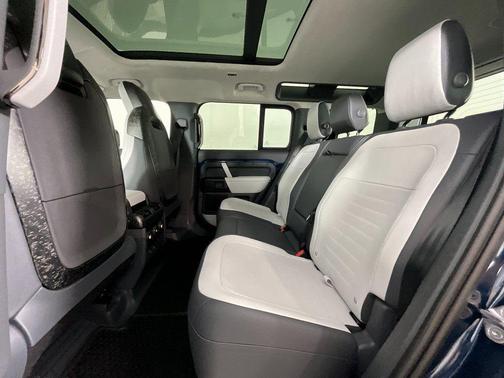Sargasso Blue Premium Metallic 2026 Land Rover Defender 110 V8