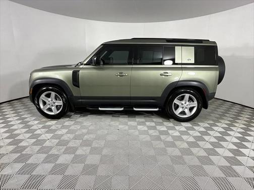 2021 Land Rover Defender 110 SE
