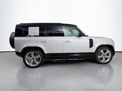 Borasco Grey Metallic 2026 Land Rover Defender P400 X-Dynamic SE
