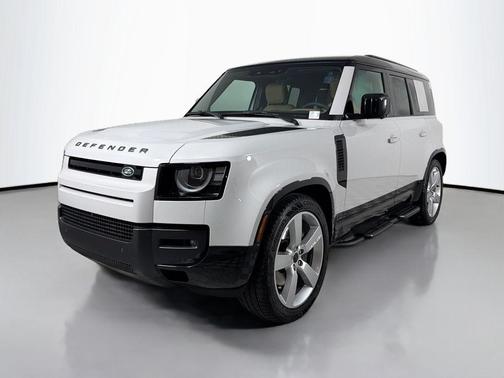 Borasco Grey Metallic 2026 Land Rover Defender P400 X-Dynamic SE