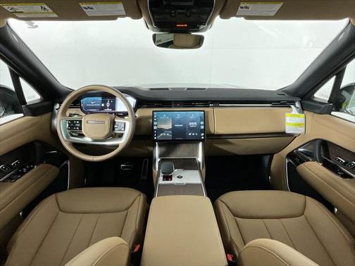 2025 Land Rover Range Rover P530 SE 7 Seat