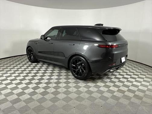 2024 Land Rover Range Rover Sport SE