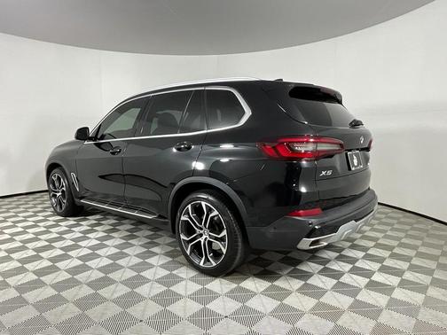 2023 BMW X5 sDrive40i