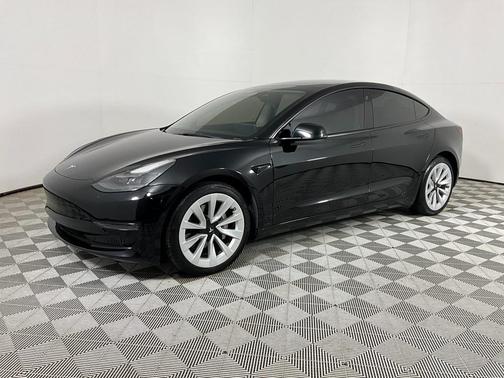 2022 Tesla Model 3 Standard Range