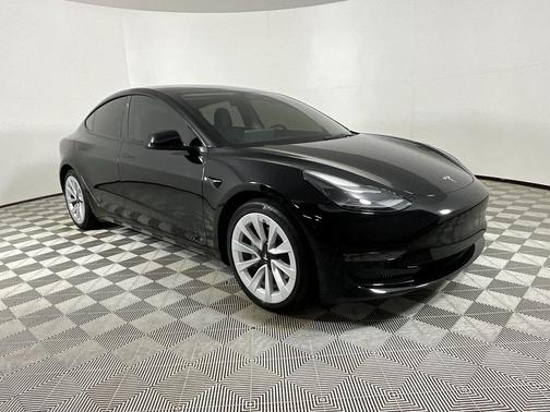 2022 Tesla Model 3 Standard Range