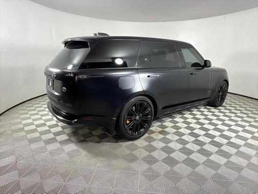 2023 Land Rover Range Rover P530 SE