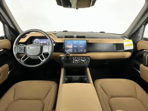 2025 Land Rover Defender 110 P500 X-Dynamic SE