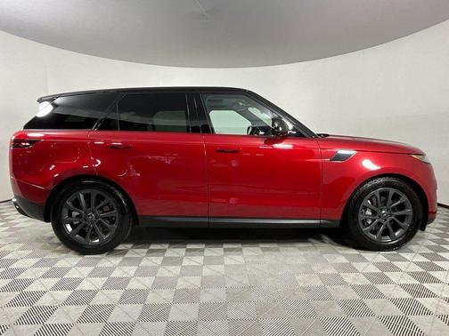 2023 Land Rover Range Rover Sport SE