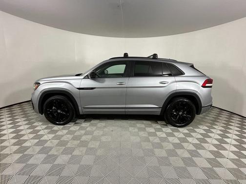 2023 Volkswagen Atlas Cross Sport 3.6L V6 SEL R-Line