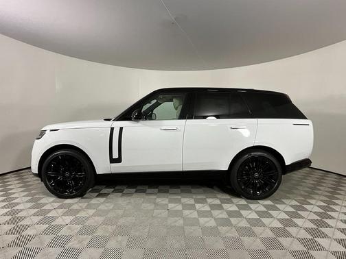 2025 Land Rover Range Rover P530 SE