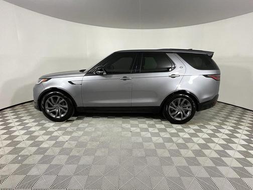2023 Land Rover Discovery P360 S R-Dynamic