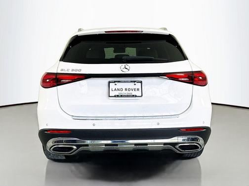 White 2023 Mercedes-Benz GLC 300 Base